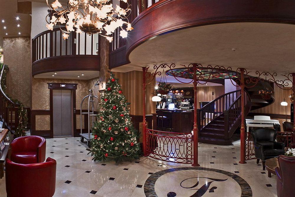 Frapolli Hotel On Deribasivska Street Одеса Екстериор снимка