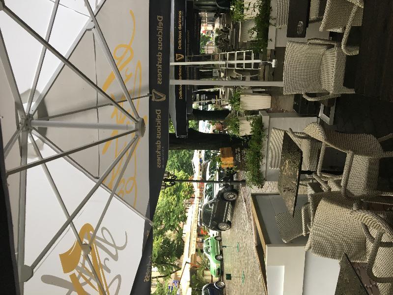 Frapolli Hotel On Deribasivska Street Одеса Екстериор снимка