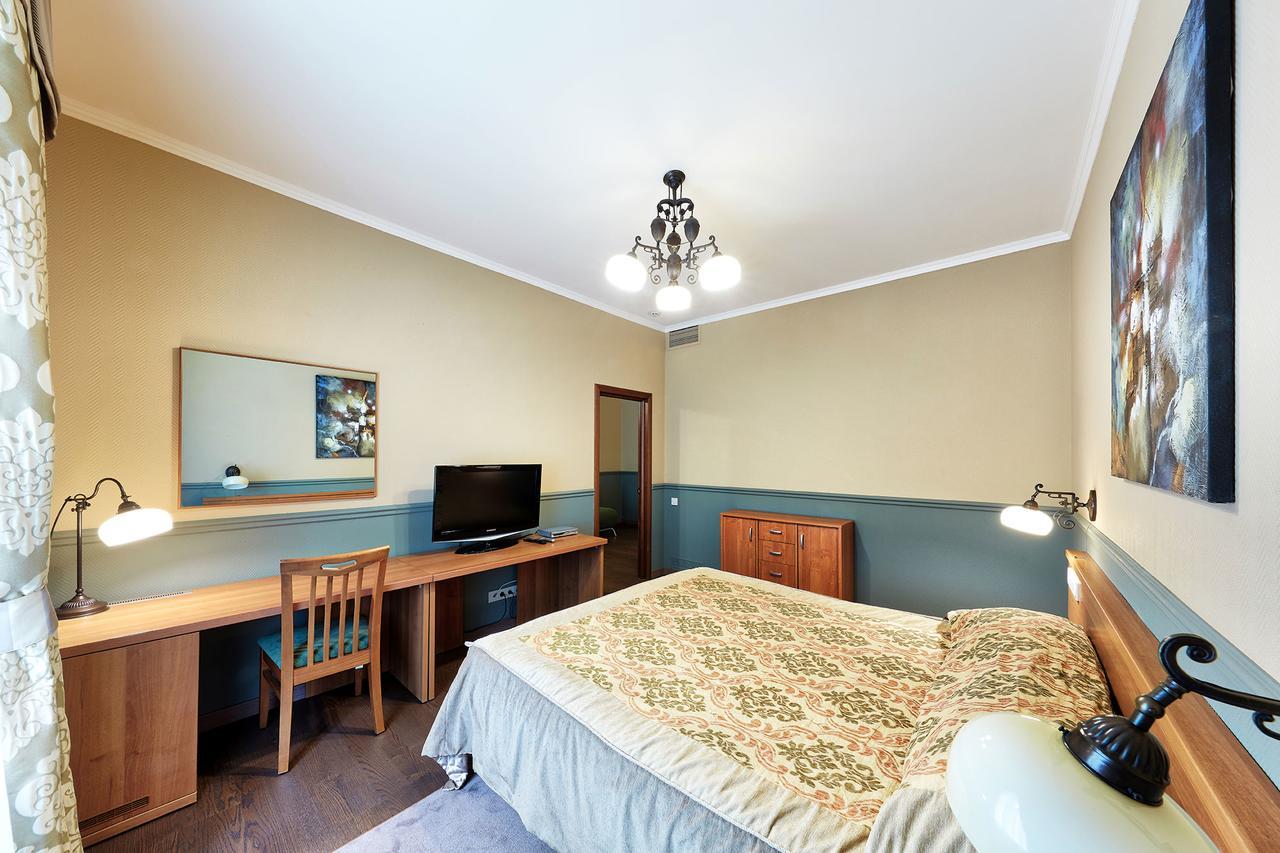 Frapolli Hotel On Deribasivska Street Одеса Екстериор снимка