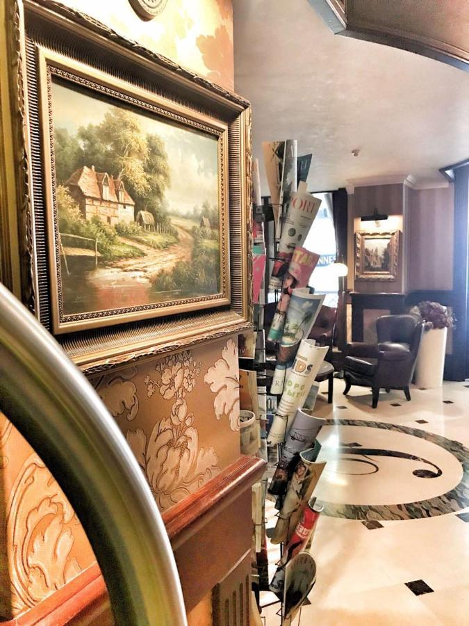 Frapolli Hotel On Deribasivska Street Одеса Екстериор снимка