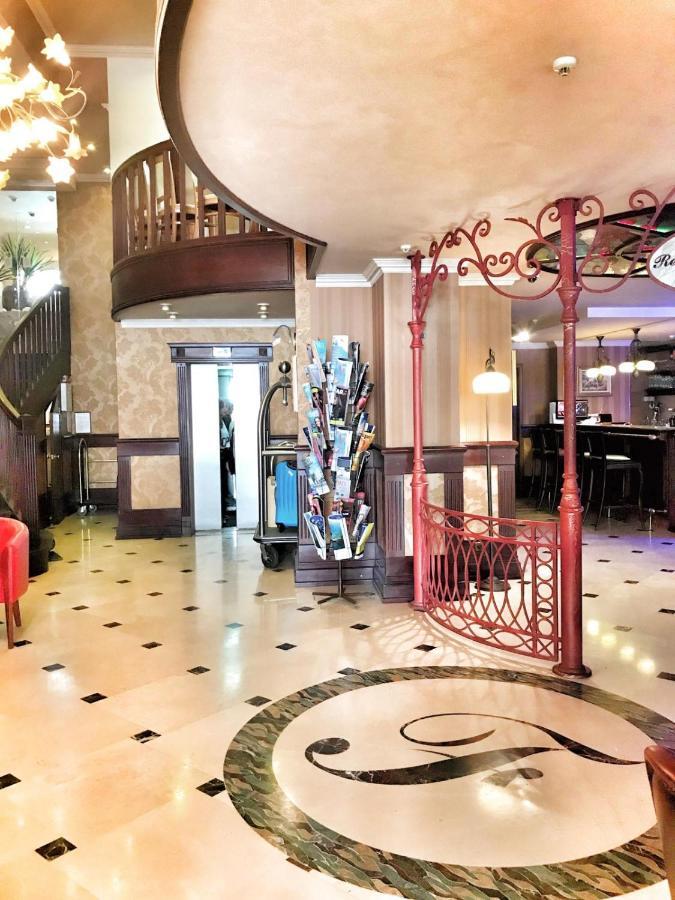 Frapolli Hotel On Deribasivska Street Одеса Екстериор снимка